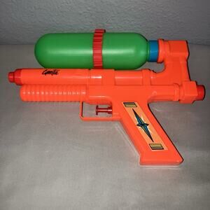 Gnarcotic Brand Water Blaster Pistol Squirt Gun Toy Gnar Accessory Rare Hype